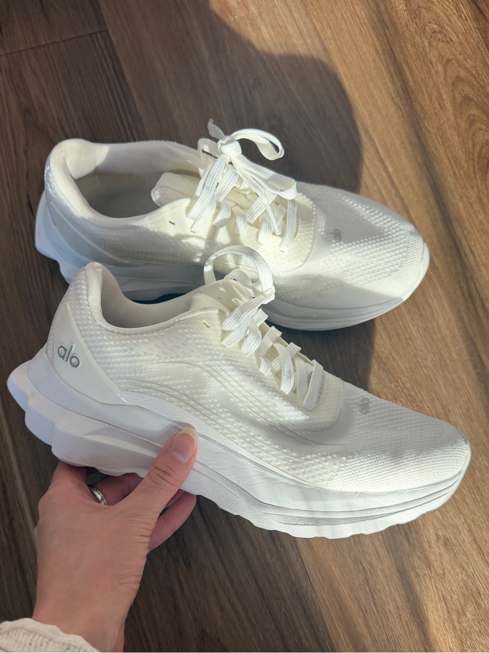Alo Runner Sneakers